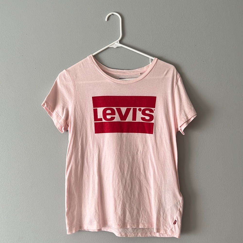Pink and Red Levi’s Tee